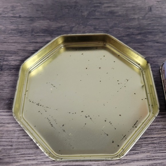 M&Ms Peanut Christmas Village Tin Canister Limited Edition 1998 - Picture 7 of 8